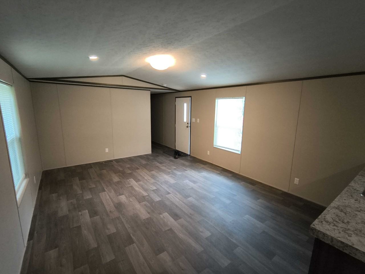 112 Southlake Dr #NA - Photo 7 of 18