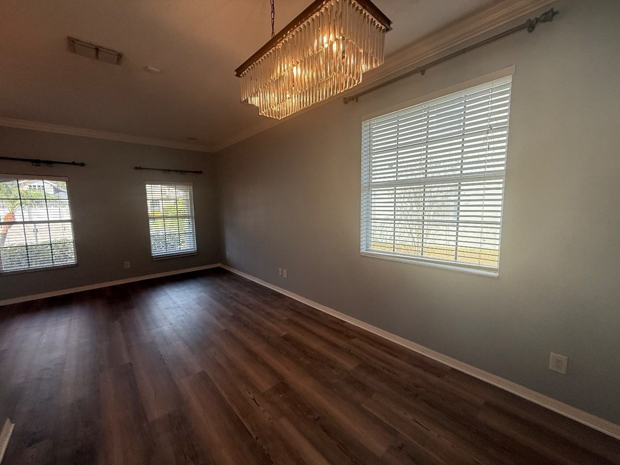 3004 Downan Point Drive - Photo 5 of 20