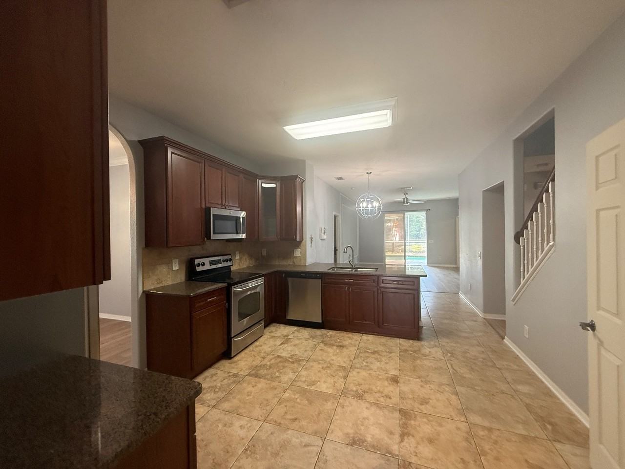 3004 Downan Point Drive - Photo 7 of 20