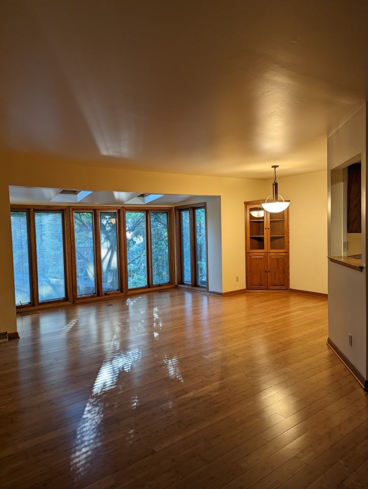 956 N 124th St #3 - Photo 7 of 15