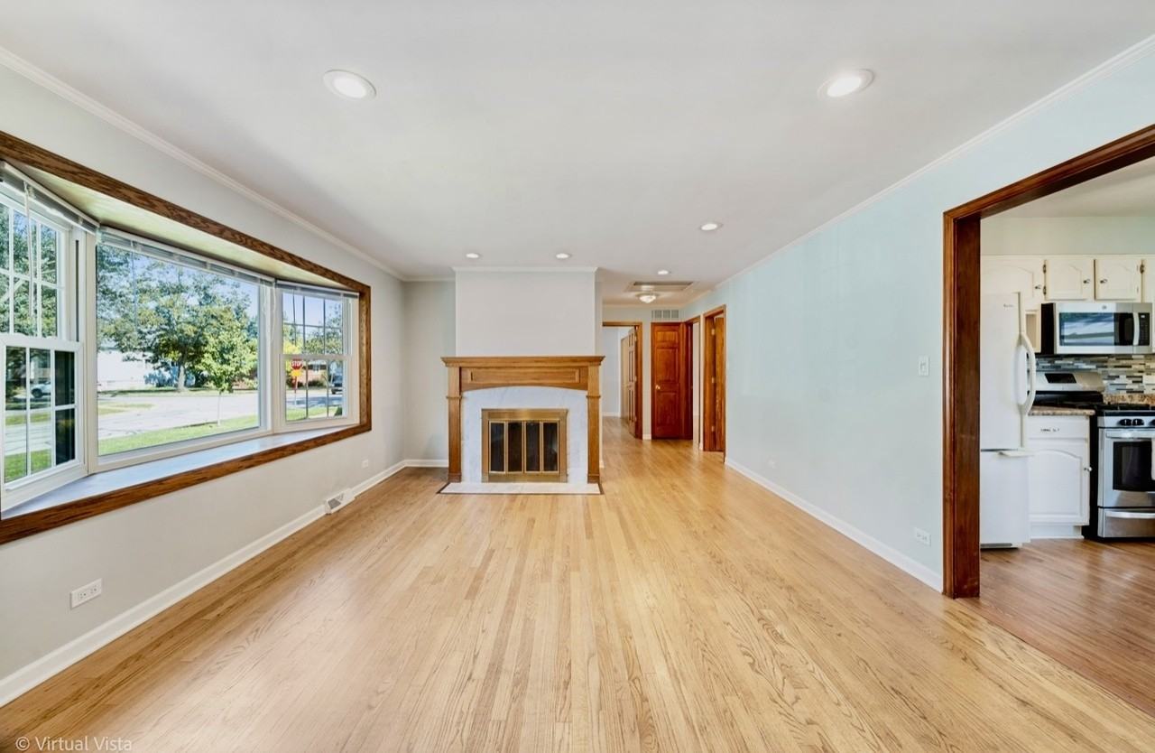 509 Gierz St #NA - Photo 4 of 19