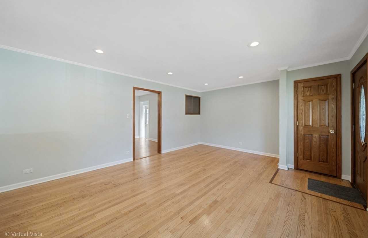 509 Gierz St #NA - Photo 5 of 19