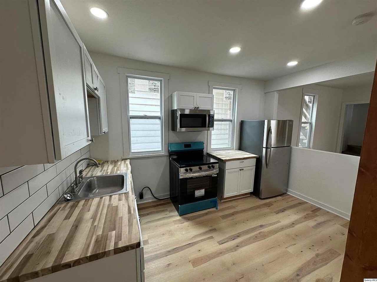 836 Adams Street - Photo 3 of 20