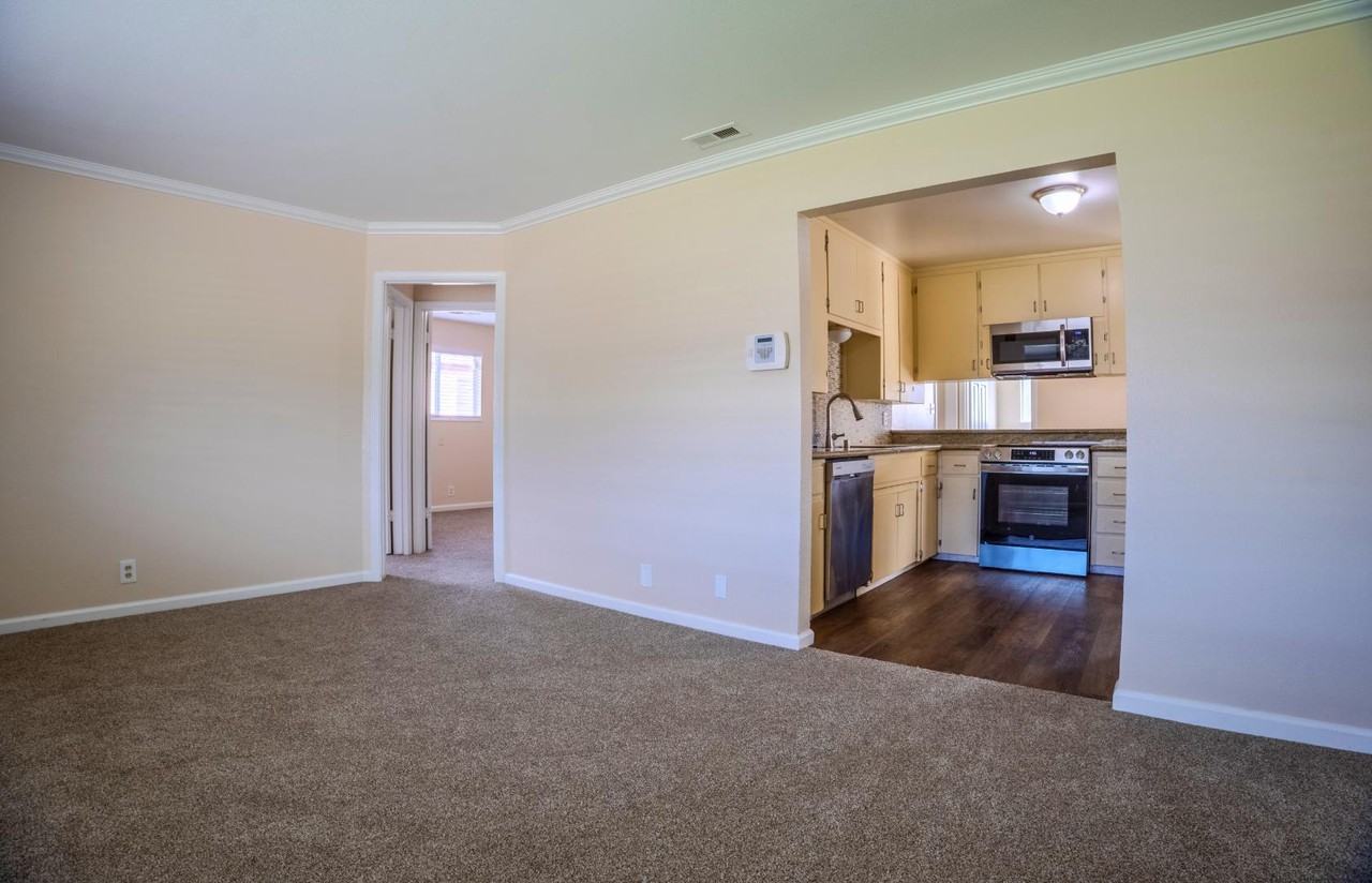 588 Mulberry Cir - Photo 5 of 20