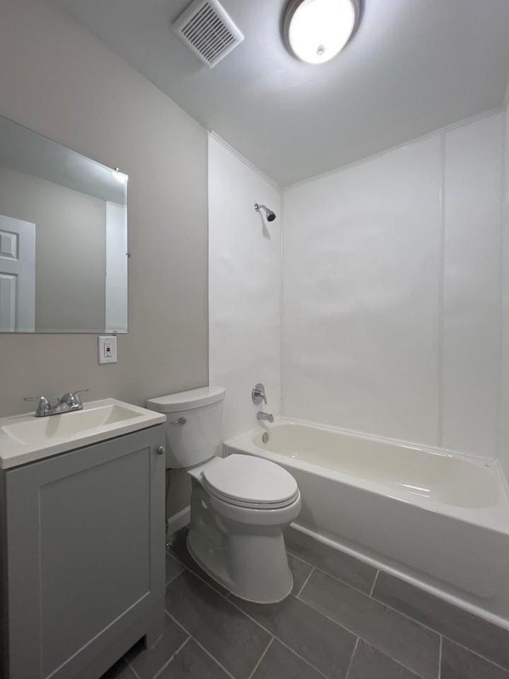 11 Miller St - Photo 7 of 8