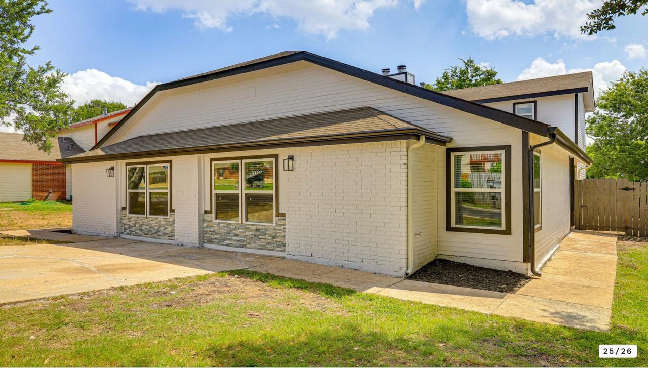 5522 Allbrook - Photo 2 of 3