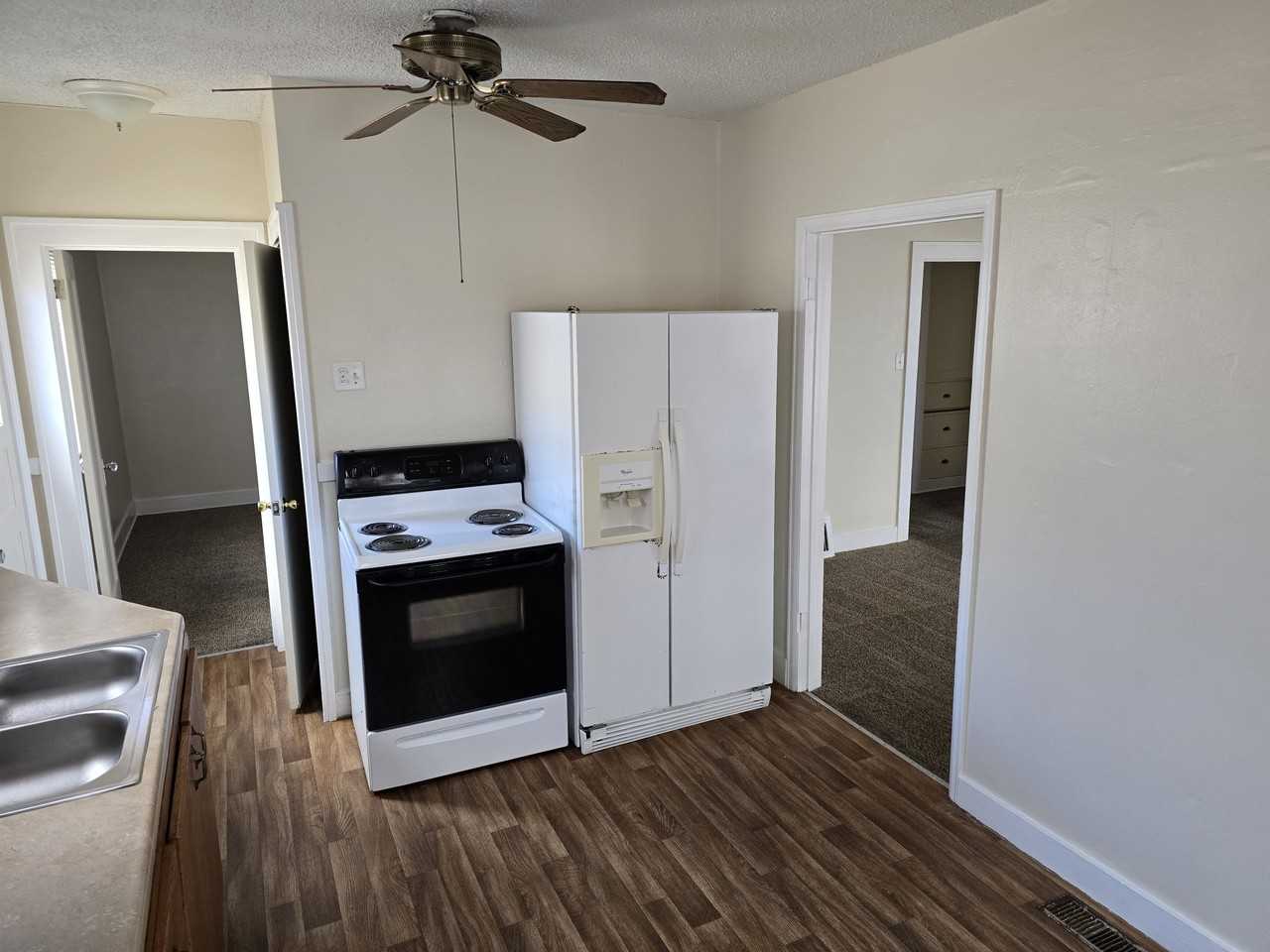 418 Colorado Ave #NA - Photo 5 of 14