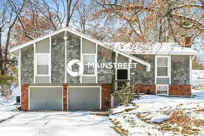 6610 Northwest Graden Road