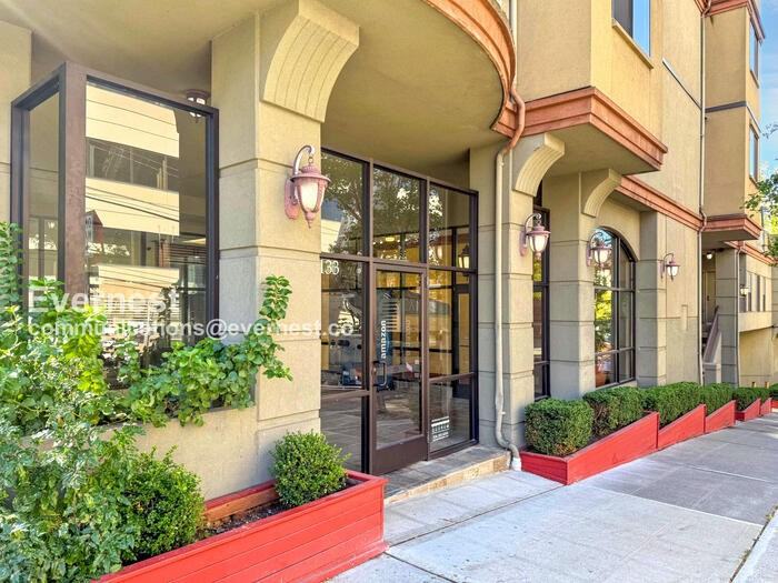 133 Queen Anne Ave N #102 - Photo 2 of 43