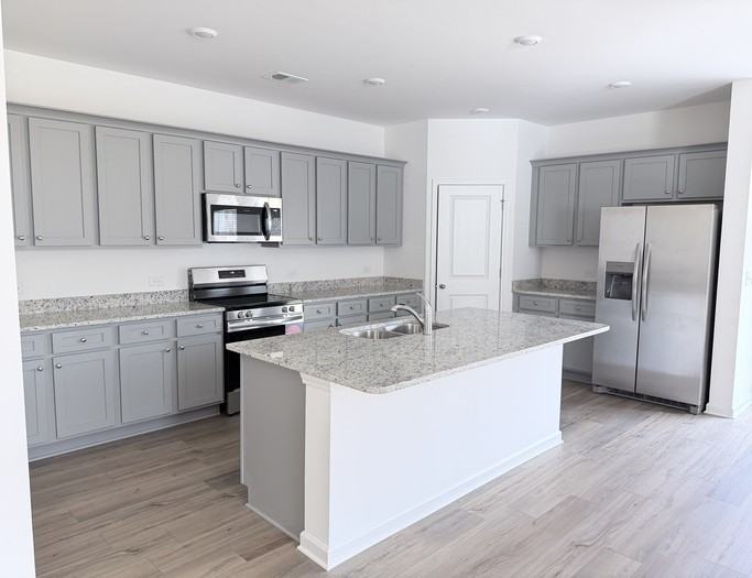 173 Elijah Street - Photo 4 of 22