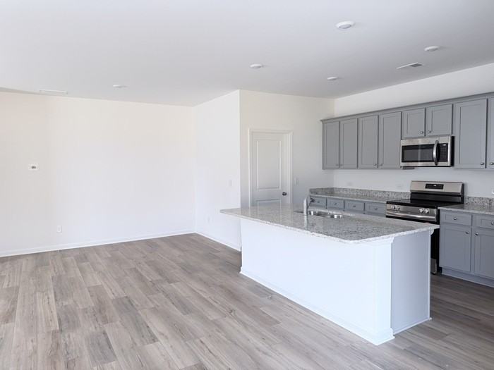 173 Elijah Street - Photo 5 of 22