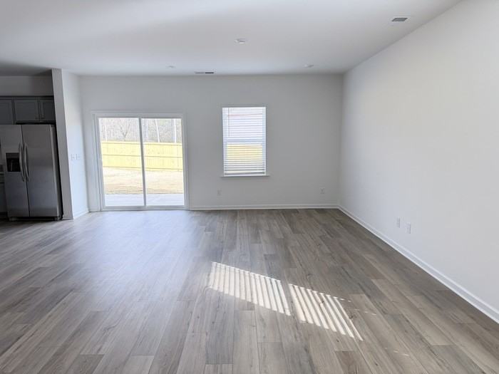 173 Elijah Street - Photo 6 of 22