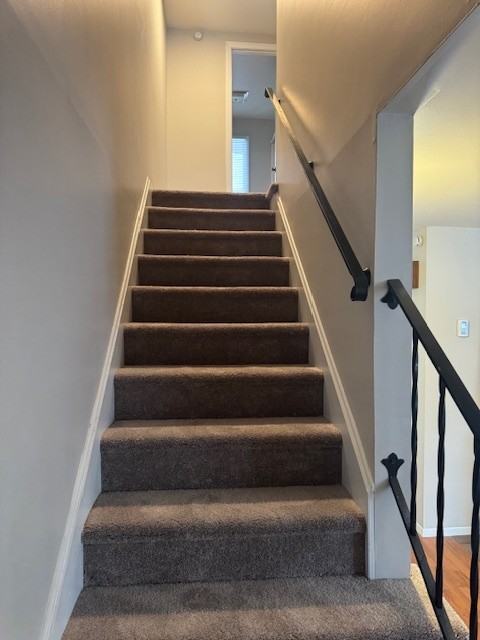607 N Terrace Dr - Photo 6 of 18