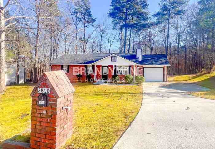 3810 Rock Hollow Court