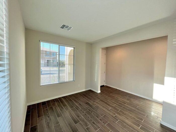 19715 West Badgett Lane - Photo 4 of 45