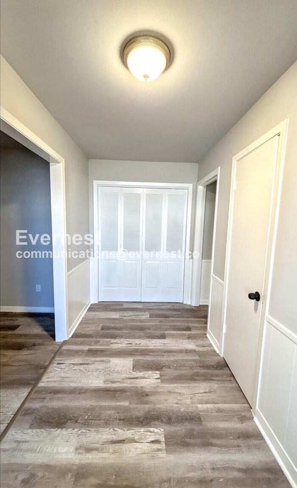 2101 Lamar Dr - Photo 3 of 41