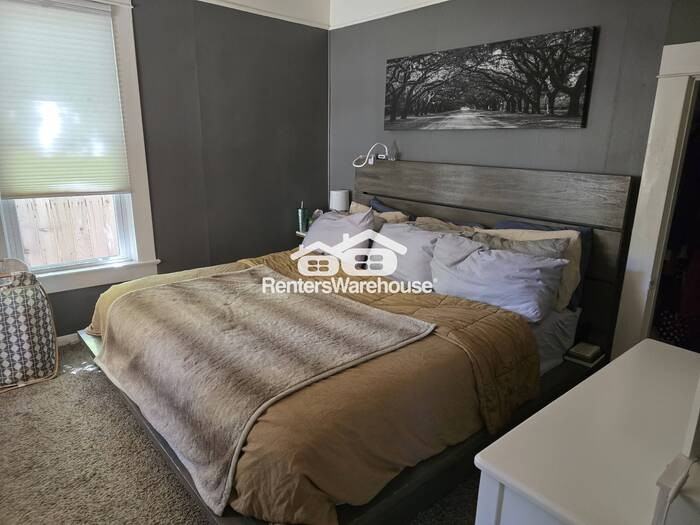 2317 W Platte Ave - Photo 4 of 22