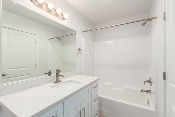 1845 North 51st Street #13 - Photo 5 of 6