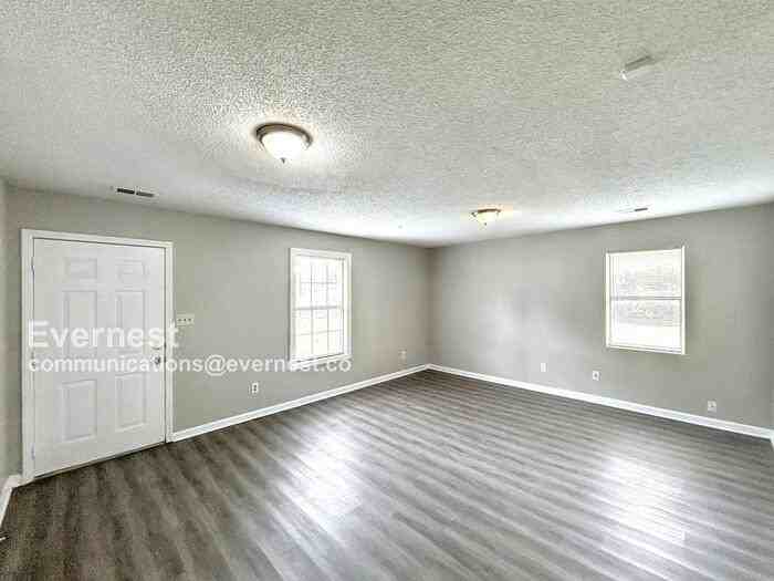 2387 Rosehaven Ave - Photo 5 of 18