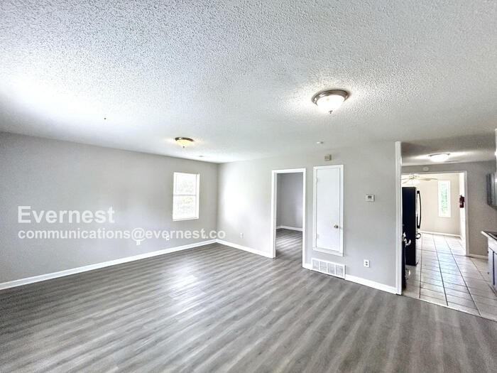 2387 Rosehaven Ave - Photo 6 of 18