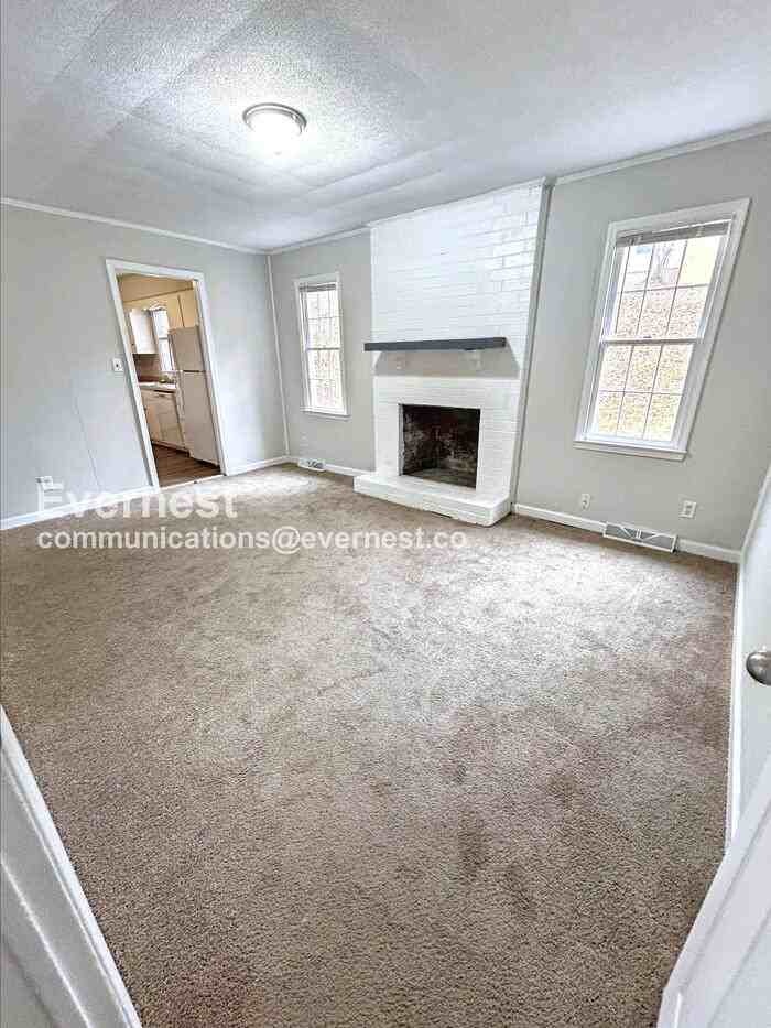 561 Brightsfield Ct - Photo 5 of 27