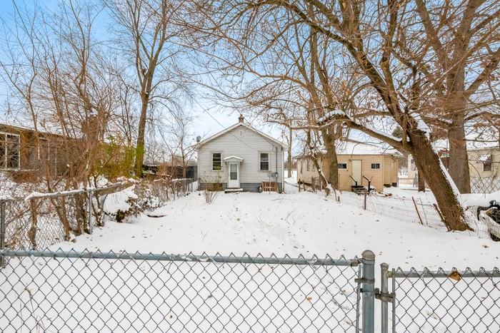 4325 Harrison Street - Photo 2 of 9