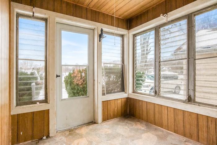 4325 Harrison Street - Photo 3 of 9