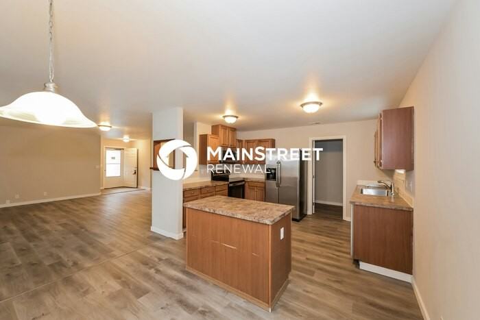 2007 179th Street Court East - Photo 7 of 16