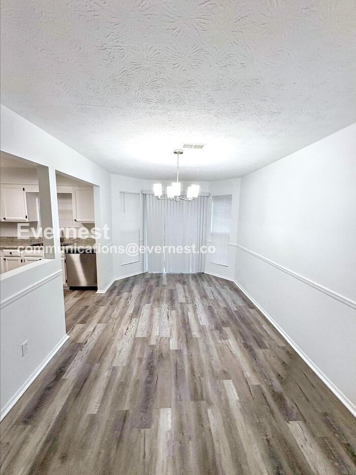 6157 Saint Christophers Ct - Photo 4 of 26