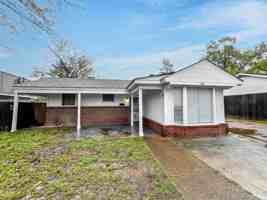 featured image of 4146 Rhodes Avenue