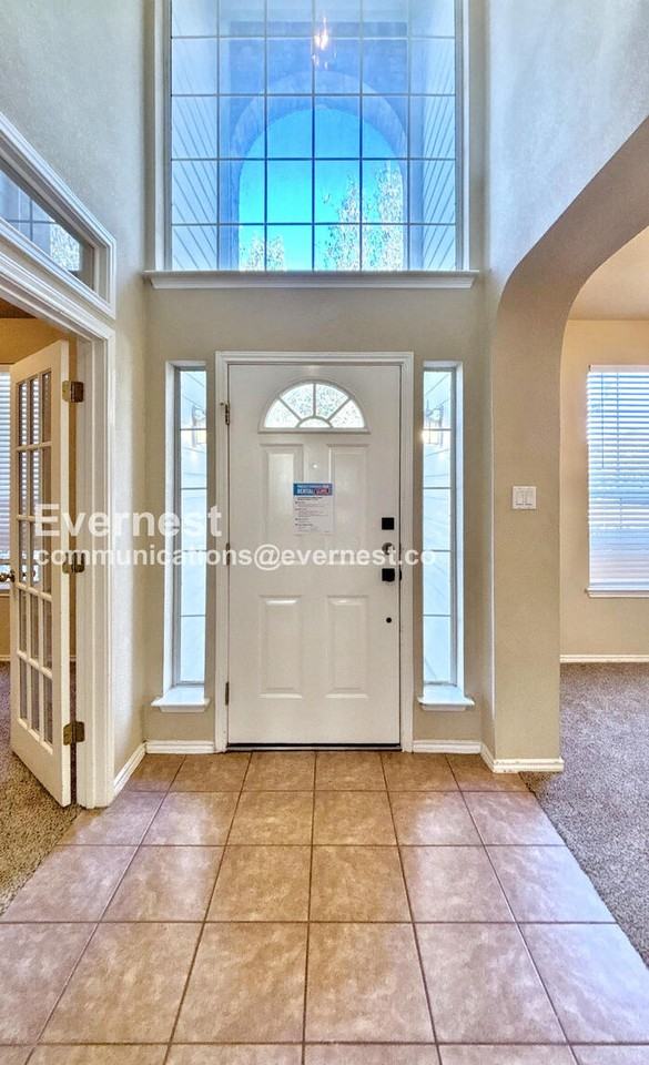 3505 Fitzroy Ave - Photo 3 of 30