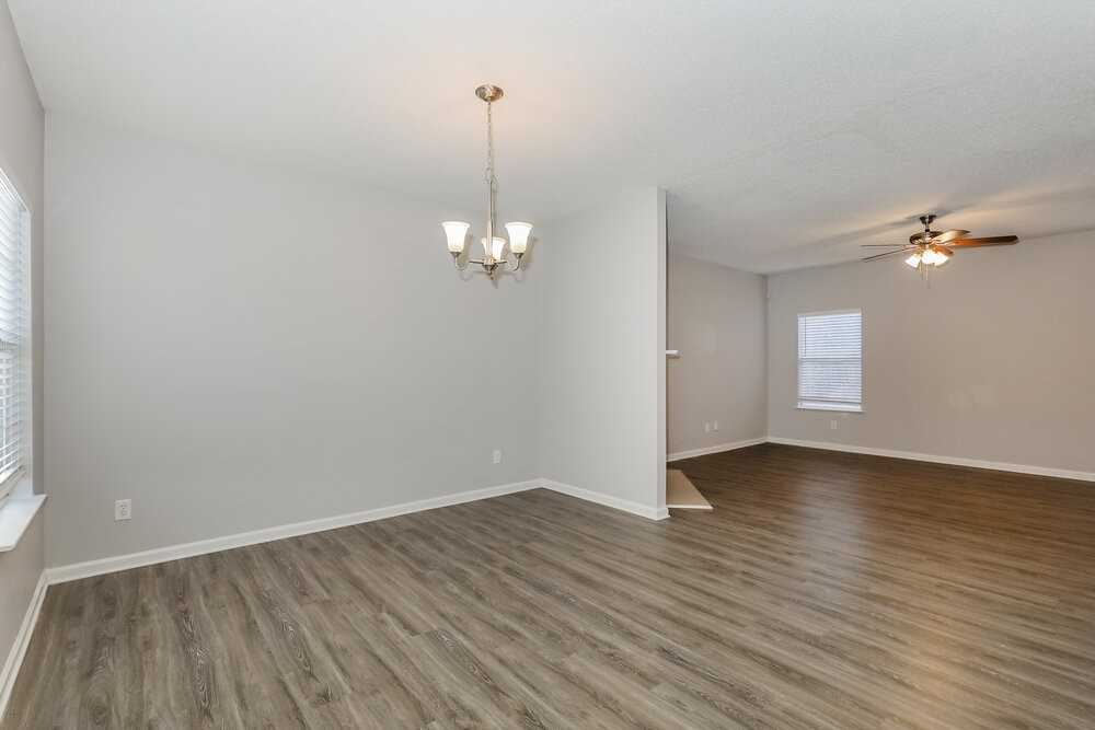 1618 Thornwick Trce - Photo 5 of 17