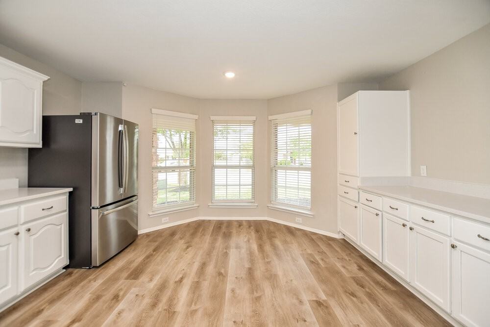 709 Silverleaf Ct - Photo 6 of 16