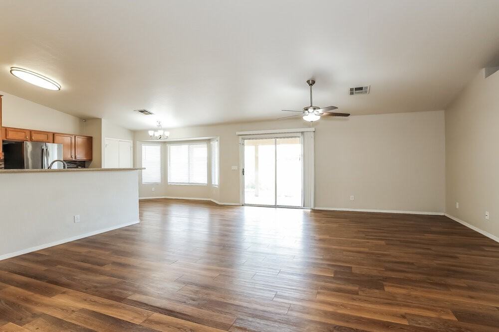 4966 E Magnus Dr - Photo 5 of 16