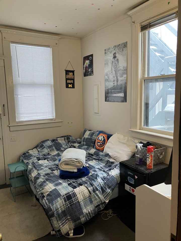 1004 S Forest Ave #2 - Photo 4 of 4