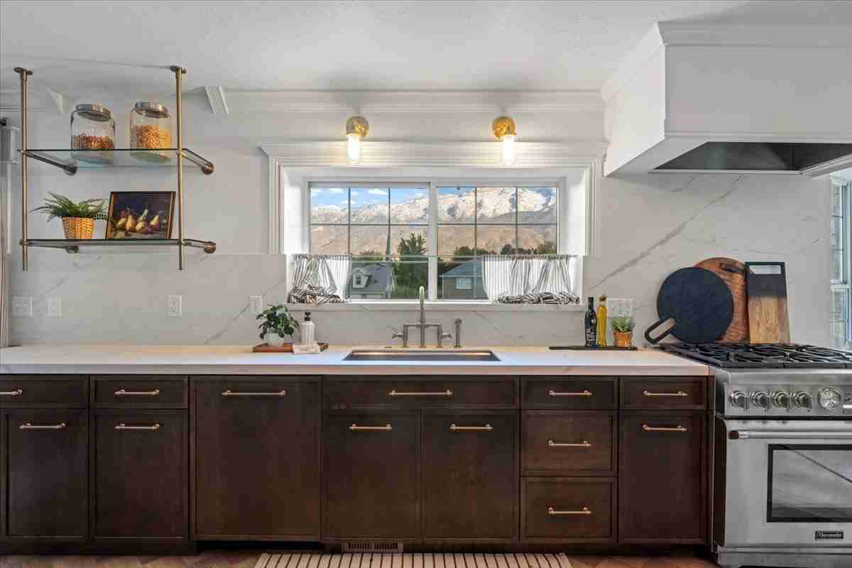 1063 East Alpine Drive - Photo 3 of 46