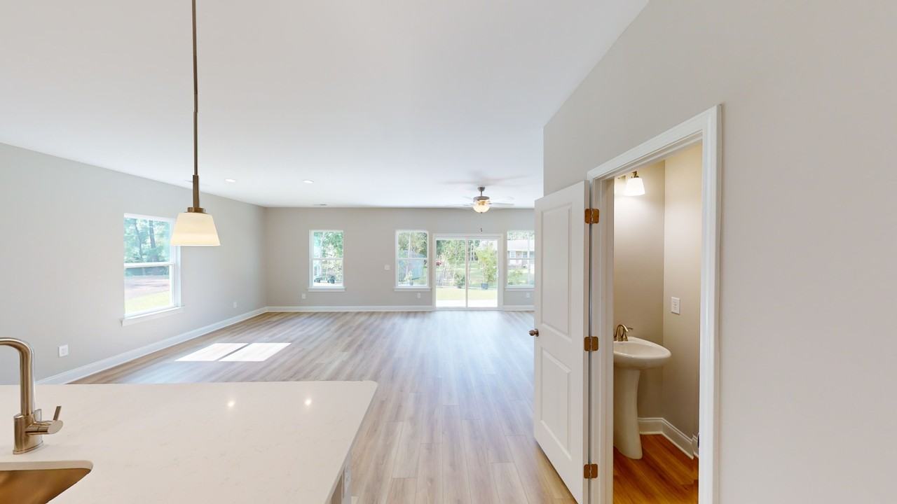 1016 Moen Loop - Photo 7 of 25