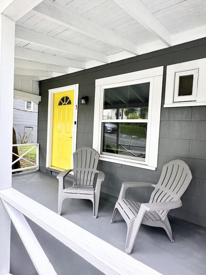 528 Fleming St #3 - Photo 4 of 9