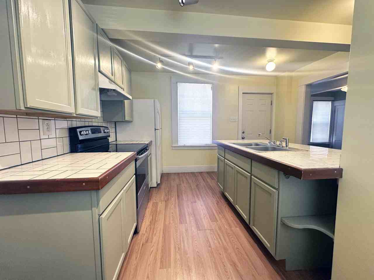 13 Center St #1 - Photo 3 of 18