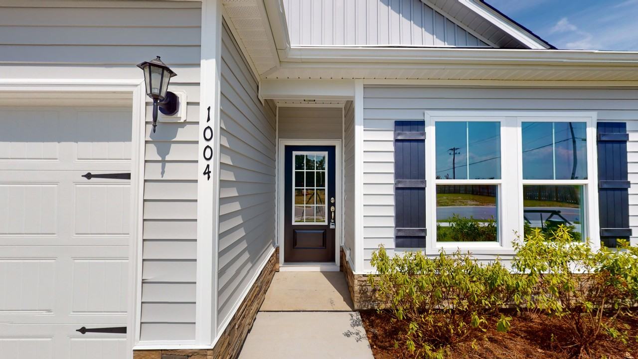 1064 Moen Loop - Photo 2 of 26