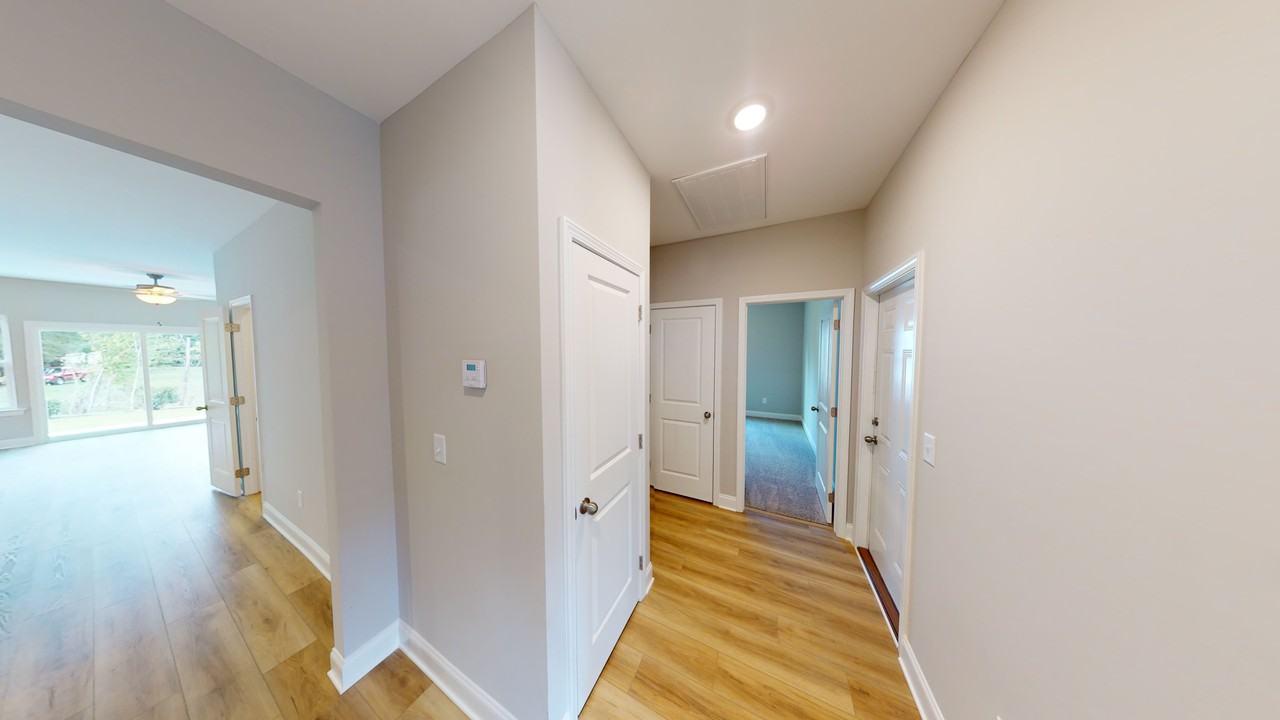 1072 Moen Loop - Photo 4 of 30