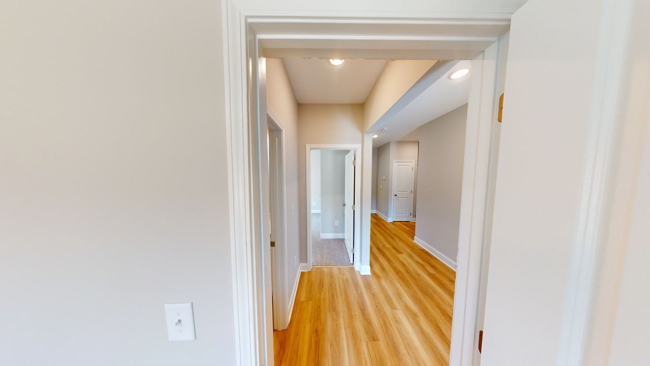 1072 Moen Loop - Photo 7 of 30