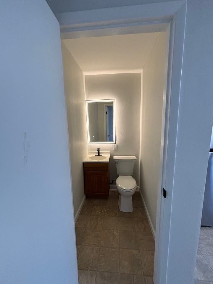 2730 Center St #C - Photo 3 of 14