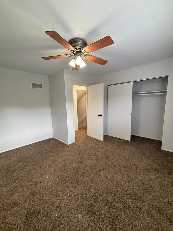 2730 Center St #C - Photo 4 of 14