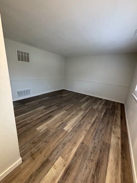 2734 Center St #D - Photo 7 of 18