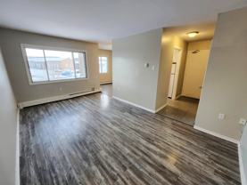 7 Reading Cres #7 - Photo 1 of 1