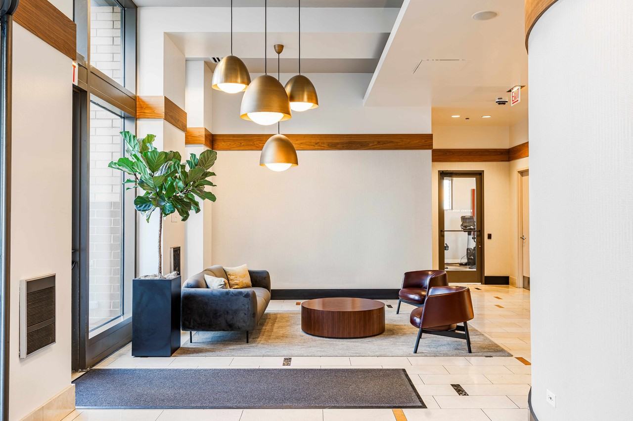 Echelon Chicago - Photo 2 of 50