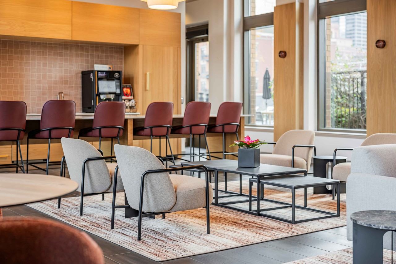 Echelon Chicago - Photo 3 of 50