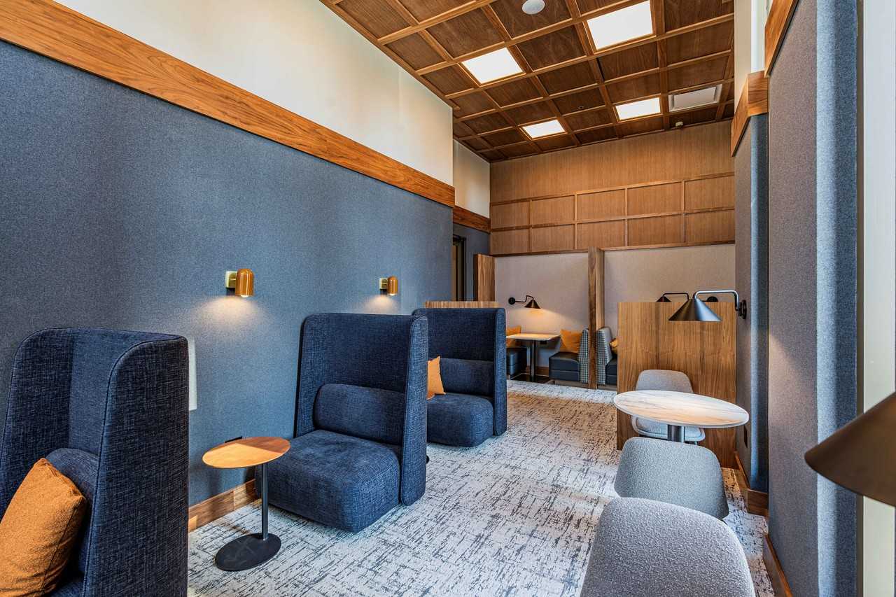 Echelon Chicago - Photo 5 of 50