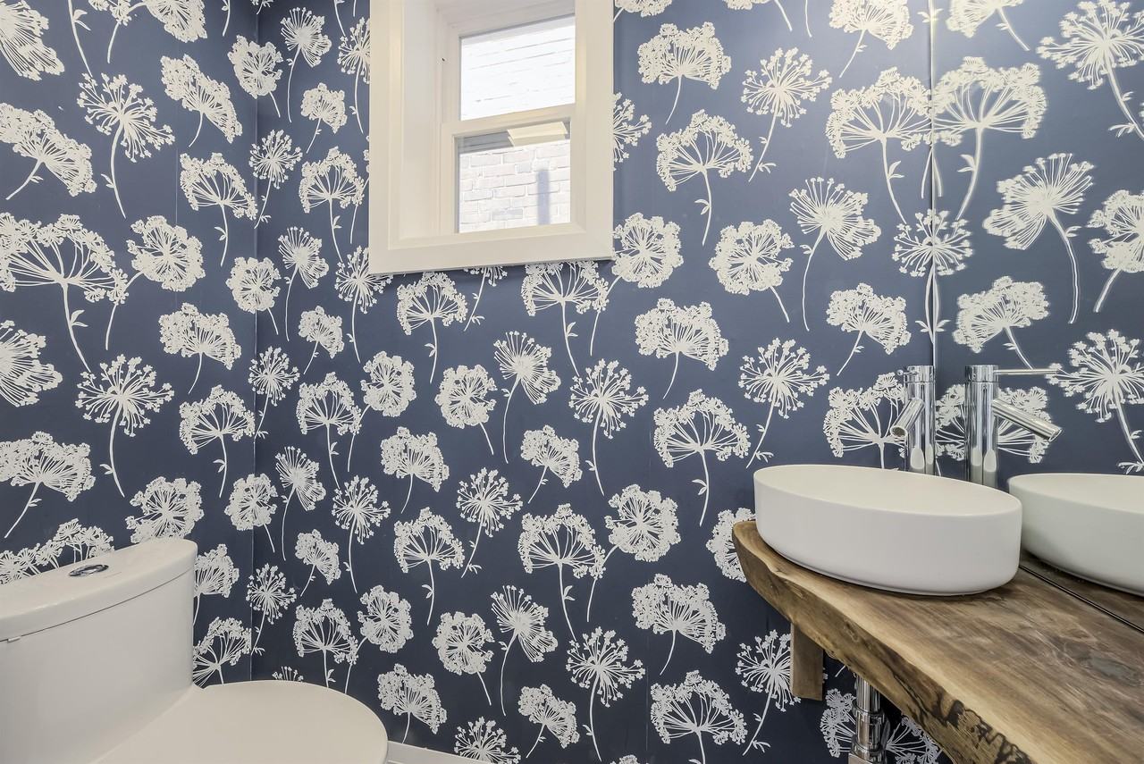 17 Lockwood Rd #A - Photo 4 of 10